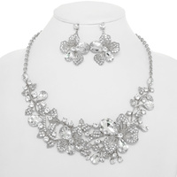 FLOWER THEME JEWLED STATEMENT NECKLACE SET